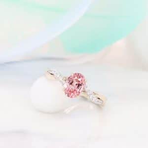 Sapphire padparadscha Engagement Ring with padparadscha orangy-pink sapphire gemstone