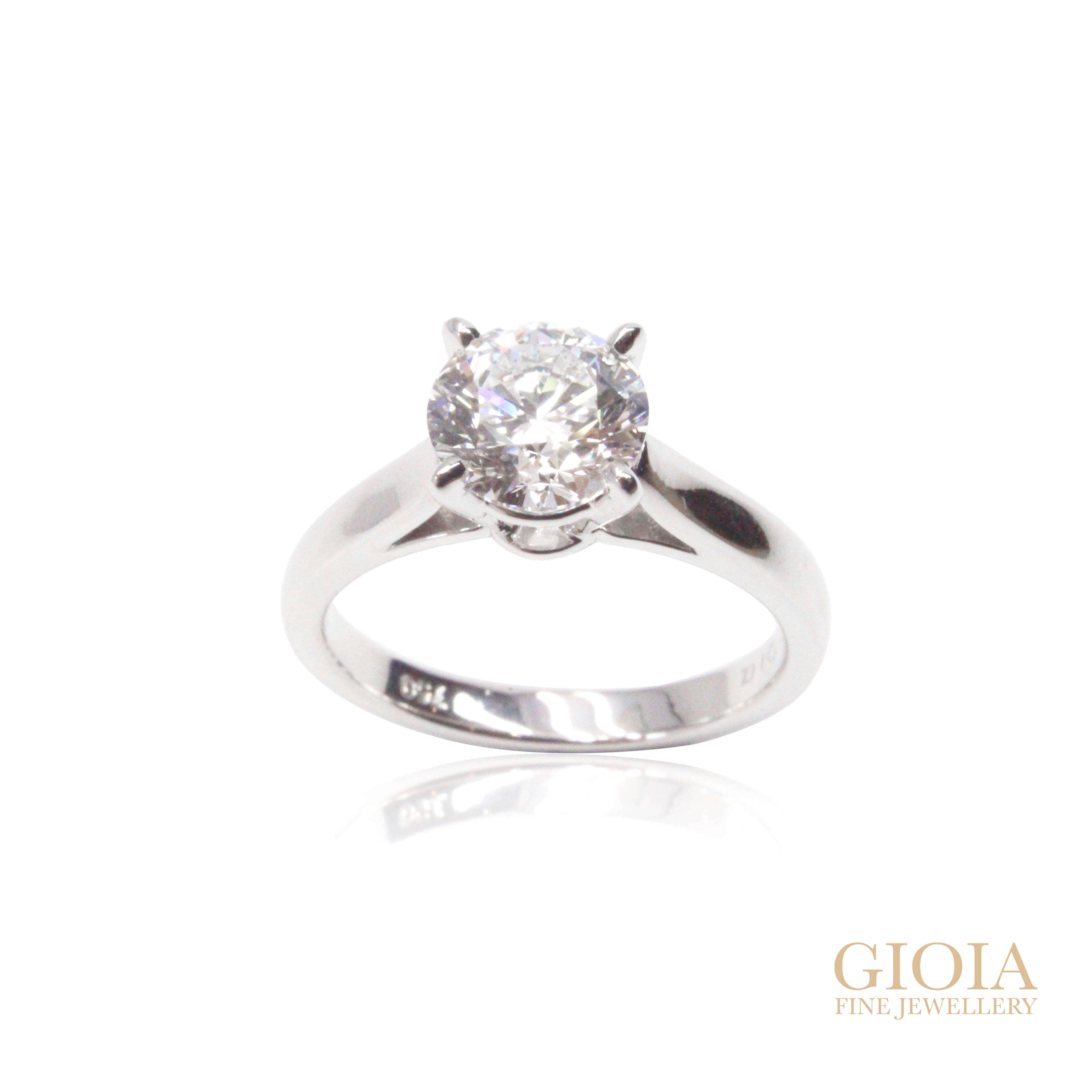 Solitaire Diamond - customised in four prong ring setting for wedding proposal | Local customised jeweller