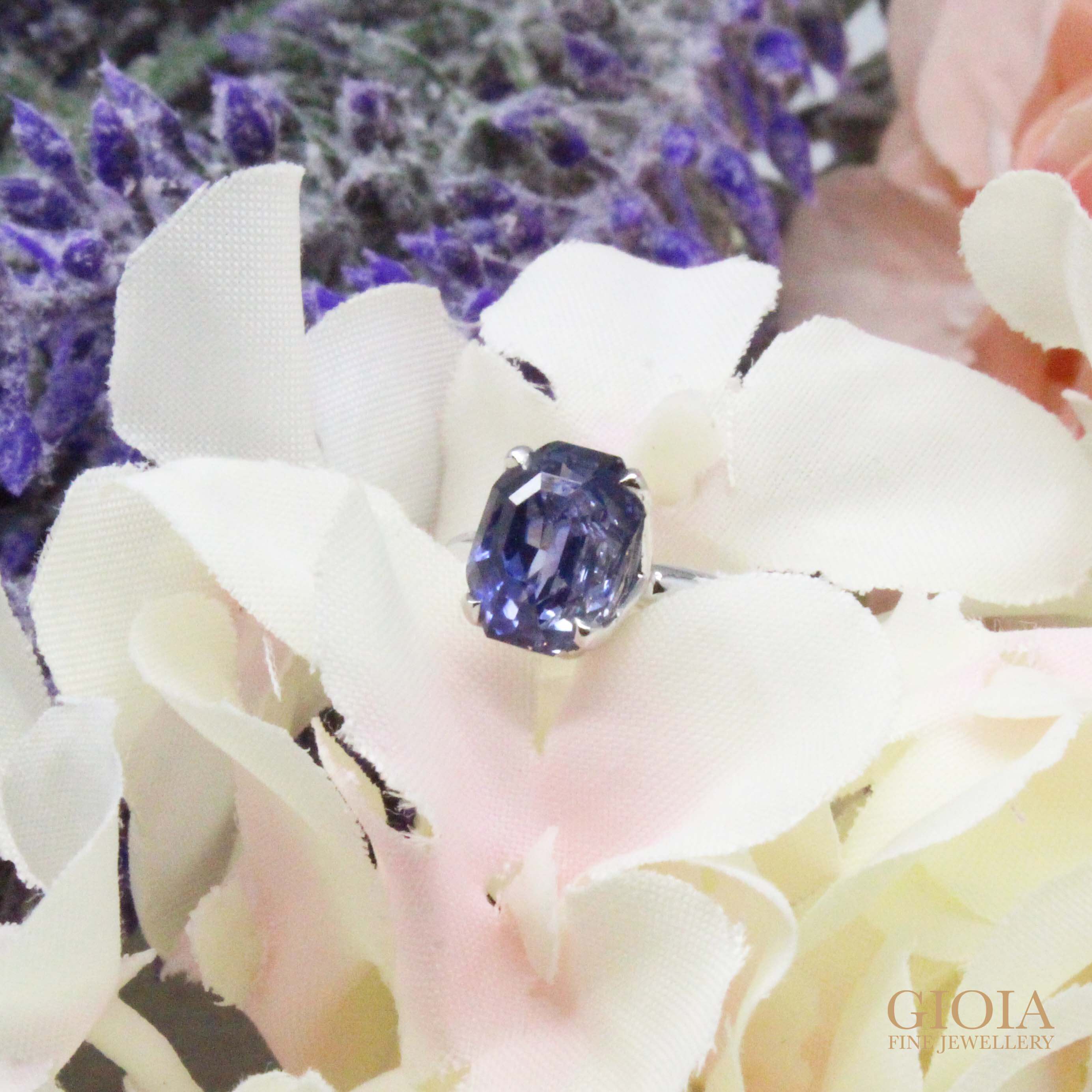 unheat blue sapphire wedding ring - customised wedding engagement ring with rare unheated blue sapphire | Local Singapore Private Jeweller